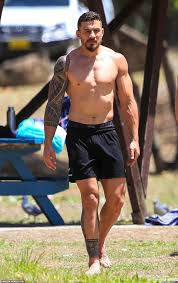 The incident also contributed to sonny bill williams' life heading in a different direction. Sonny Bill Williams Shows Off His Bbq Cooking Skills In Byron Bay Ahead Of League Comeback Express Digest
