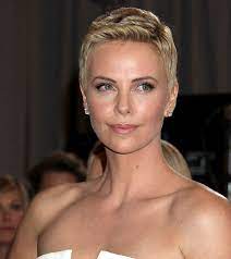 Hairstyles for oval face shapes. 20 Chic Short Hairstyles For Oval Faces With Images