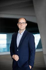 As the 36th and current head of the famous ratri clan, he is the overseer of the farm system and the upholder of the promise between humans and demons. Peter Schiefer Neuer Unternehmenssprecher Von T Mobile Austria T Mobile 24 04 2019