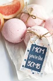 Diy Mothers Day Bath Bombs With Free Printable Sincerely Jean Recipe Mother S Day Diy Youre The Bomb Mothers Day Crafts