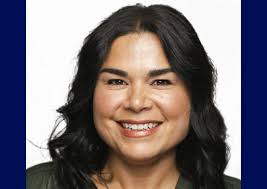 WellsLink Hosts 20th Annual Transitions Ceremony, Welcomes Jenn Harper as  Keynote — Syracuse University News