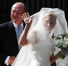 Three months ago, zara phillips was a guest as the world watched kate middleton marry her prince in a lavish and very public ceremony. Grossbritannien Royale Hochzeit Ii Zara Phillips Und Mike Tindall Geben Sich Das Ja Wort Bilder Fotos Welt
