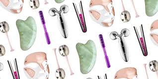A magnifying lamp can be purchased separately or as an integral part of a multifunctional machine. 12 Best Beauty Tools 2021 Top At Home Beauty Devices To Use