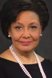 Le nuove ipotesi sul green pass: Theresa Bryant Meteorologist Bio Wiki Age Husband Kwqc Weather Anchor And Net Worth