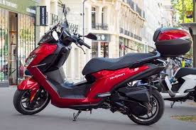 Modifikasi honda beat pake box / ini cara pilih bo. Jangan Gagal Paham Inilah Yang Bedakan Top Box Dan Side Box Di Motor Motorplus
