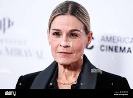 Catherine reynolds hi-res stock photography and images