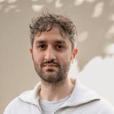 Alle, die "irgendwas mit Social Media" machen, sollten Tubefilter ja sicher  schon kennen. Und genau deswegen freut es uns auch sehr, dass sie Uyen Ninh  als "Creator