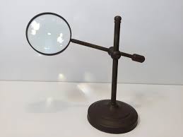 Vintage Brass Magnifying Glass On Stand Pedestal Base 10 Tall X 12 Wide 2 11 Magnifying Glass Vintage Brass Magnifier