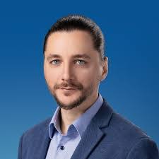 Paul Ene's Instagram, Twitter & Facebook