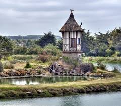 Courseulles Sur Mer C Olive14 Fotolia Com Normandie Tourisme Bord De Mer Tourisme