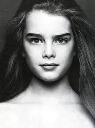 Jun 05, 2009 · in july 1978, at the age of thirteen, brooke shields made front page news in photo magazine. Brooke Shields Pretty Baby Bath Pictures Cfda Pictures And Photos Getty Images With Images There Might Also Be Bathtub Bathing Tub Bath And Tub Yishieonc
