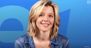 Accueil des élèves et étudiants. Europe 1 Wendy Bouchard Et Anne Roumanoff Ont Fait Leur Rentree Puremedias