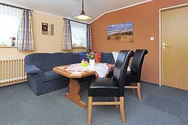 Nordseestrand bensersiel im haus kunterbunt steht ein ganzes team für abenteuerliche kinderaction bereit. Nordseeurlaub In Bensersiel Ostfriesland Ferienwohnung Urlaub An Der Nordsee Www Bensersiel Albatros De