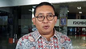 Dirjen kebudayaan hilmar farid dalam sebuah acara diskusi. Fadli Soroti Video Lawas Dirjen Kemendikbud Hilmar Farid Soal Pki