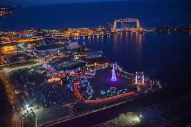 Santa Drops Into Bentleyville Opening Night 1 Twinportsnightout Com Places To See Minnesota Travel Great Places