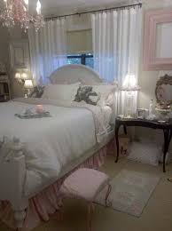 brittany nancy adli kullanicinin shabby chic panosundaki pin antik tasarim yatak odalari antik tasarim antik tasarim dekor