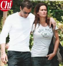 «se mi stai ascoltando, mi faresti avere quel quadro, anche solo in fotografia?». Gf Vip Samantha De Grenet Chi E Il Marito Luca E Gli Ex Famosi Foto Donnapop