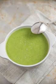 Soupe A La Courgette Et A La Laitue Recette Recette Soupe Soupe De Cresson Veloute Epinard