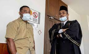 Tan sri, tan seri, datuk seri, datuk, dato etc. Bekas Suami Datuk Seri Vida Fail Permohonan Hadanah Dua Anak Utusan Borneo Online
