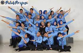 Semakin majunya teknologi penerbangan juga. Gaji Ground Staff Bandara 2021 Syarat Cara Daftar Pilihprofesi