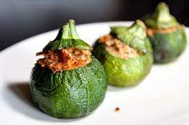 Zucchine tonde ripiene vegetariane al forno: Zucchine Tonde Ripiene Vegetariane Elisa Wonder Mom