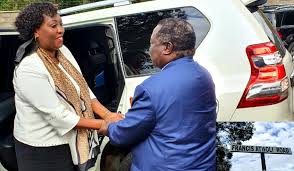 In a tweet seen by tuko.co.ke, atwoli said kenyan workers are at the forefront in championing for the azimio la umoja. Cotu Boss Francis Atwoli Now Has City Road Named After Him Tv47