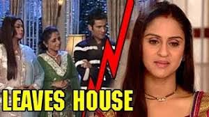 Jeevika Leaves The House Manvi In Ek Hazaaron Mein Meri Behna Hain 28th September 2012 Youtube Ek hajaro mein meri behna hain 2 new show nia sharma krystle d souza came back in the show. jeevika leaves the house manvi in ek