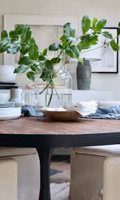 Real simple home editor stephanie sisco says the biggest difference between a casual table and a formal table is. My Sweet Savannah Spring Table Decorating Ideas