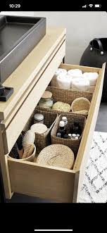 Pin By Romantikev On Akilli Ev Mutfak Mutfak Cekmeceleri Kullanisli Pratik Mutfak Cekmece Ve Raf Tasarimlari Yoksa Siz Hala Mutfaklarin Dis Gorunusune Mi Aldan In 2020 Smart Kitchen Space Saving Home Decor