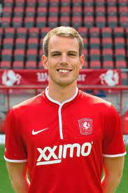 Berücksichtigt werden feststehende neuzugänge sowie rückkehrer. Fussball Fc Twente Enschede Twente Enschede Weiter Vor Unsicherer Zukunft Ochtrup Westfalische Nachrichten