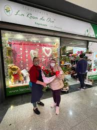 FLORISTERÍA LA ROSA DE ORO METROMAR