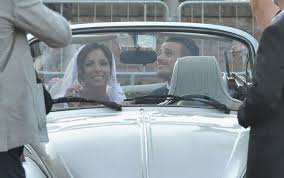 Ilenia non fa parte del mondo dello spettacolo, anche se su instagram ha un discreto seguito di circa 20mila followers. Alessandro Florenzi Ha Detto Si A Roma Ha Sposato Ilenia Fotogallery Sky Sport