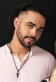 Daniel Babis's Instagram, Twitter & Facebook