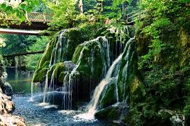 Cascada bigar, desemnata de publicatia online the world geography din sua drept cea mai spectaculoasa cascada din lume, ascunde si legende ce te vor face sa vibrezi, si pe. Bigar Cascade Falls Poneasca Aktuelle 2021 Lohnt Es Sich Mit Fotos Tripadvisor