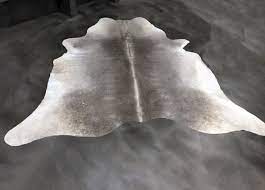 Teppich grau lieblingsfarbe graue teppiche alltag kobe grau. Exclusives Stierfell Kuhfell Rinderfell Fellteppich Grau 3 5m Cowhide Rug Flourou Luxury Interior Design Art