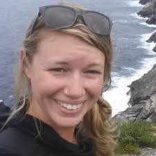 Leah Crowe's Instagram, Twitter & Facebook