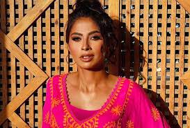 روبى ، مغنية وممثلة مصرية ، اسمها الحقيقى رانيا حسين محمد توفيق، اتولدت فى المنيرة. Ø£ØºÙ†ÙŠØ© Ø±ÙˆØ¨ÙŠ Ø§Ù„Ø¬Ø¯ÙŠØ¯Ø© Ù„Ùˆ Ø£Ù†Ø§ Ø²Ø¹Ù„Ø§Ù†Ø© Ùˆ ÙÙˆØ§Ø²ÙŠØ± Ø±ÙˆØ¨ÙŠ Ø¹Ø±Ø¨ÙŠ Ø¨ÙˆØ³Øª