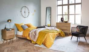 A vintage lingerie company called what katie did was among the first to bring bullet bras back into production in 1999, and since then other companies followed with their versions of the iconic clothing piece. Bett Im Vintage Stil 180x200 Sixties Maisons Du Monde