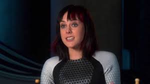 In 1997, malone played in the mini tv series, hope. The Hunger Games Catching Fire Jena Malone Johanna Mason On Set Interview Screenslam Youtube
