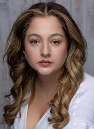 Helga Henson's Instagram, Twitter & Facebook