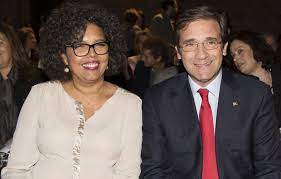 2 days ago · laura ferreira e pedro passos coelho, em 2011, de férias, às compras. Faleceu Laura Ferreira Mulher Do Ex Primeiro Ministro Pedro Passos Coelho