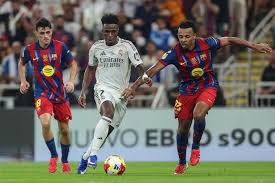 En qué canal pasan Barcelona vs. Real Madrid por la Liga de España hoy