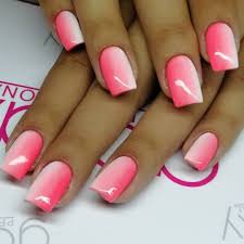 Nama su se posebno svideli u ovoj gel nail art tehnici: 100 Najnovijih Slika Gel Lak Leto 2021 Sredime