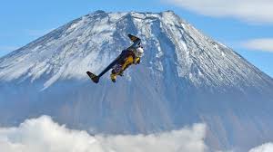 Man Soars Above Mount Fuji With Homemade Jetpack Abc News