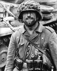 1 iunie 1946, jilava, ilfov, românia) a fost un militar și om de stat român, ofițer de carieră, (), șeful biroului operațiilor din marele cartier general al armatei în primul război mondial, atașat militar la londra și paris, comandant al școlii superioare de război, șef al marelui stat major și ministru de război. Soldat Wehrmacht Mit Blond Haar Fotos Des Modells Aus Dem Bild Mit Der Id 35958603 Von