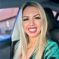 Megan Doonan's Instagram, Twitter & Facebook