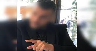 Ελεύθερος αφέθηκε, σύμφωνα με αποκλειστικές πληροφορίες του iefimerida, ο επιχειρηματίας γιώργος κυπαρίσσης που είχε απαχθεί στις 29 . Giwrgos Kyparisshs Afe8hke Eley8eros Apo Toys Apagwgeis Toy Ekefalonia