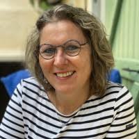 50+ "Monique Momo" profiles