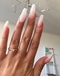 While they may be a little tricky to create at home, a professional technician should be able to help you achieve a great work of art. Plain Coffin Nails New Expression Nails