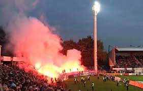 The first documented mention of meppen is in 834, in a deed of donation by frankish emperor louis the pious, transferring a missionary establishment of that name to the abbey of corvey. Ultras Tifo Net Sv Meppen Vfl Osnabruck 3 Liga Facebook